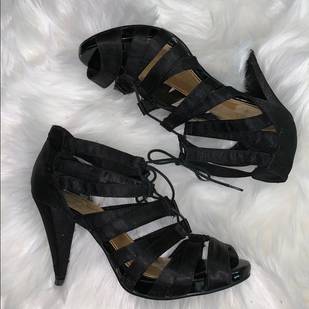 H&M | strapping heels